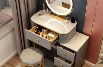 Wall-Mounted Makeup Stations for Small Rooms