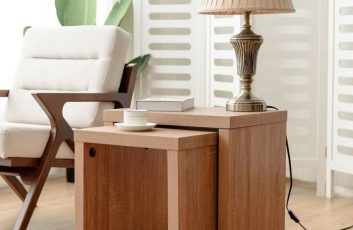 Nesting End Table Furniture with Wood Finish