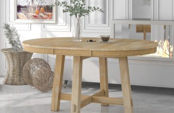 Extendable Solid Wood Dining Table